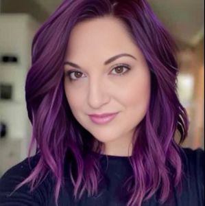 Meet your Posher, Liz